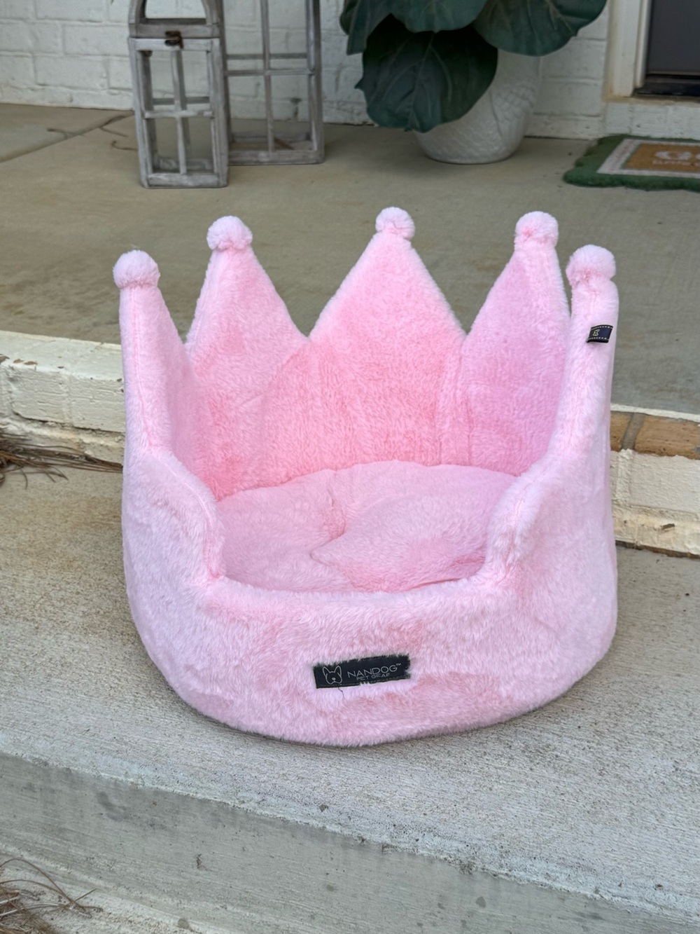Nandog Plush Pink Crown Dog/Cat Bed